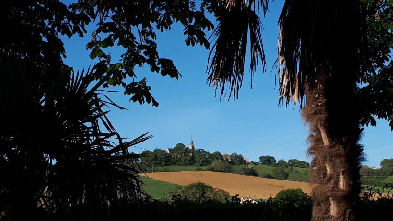 Jazz Et Vacances Monlezun Exterior photo
