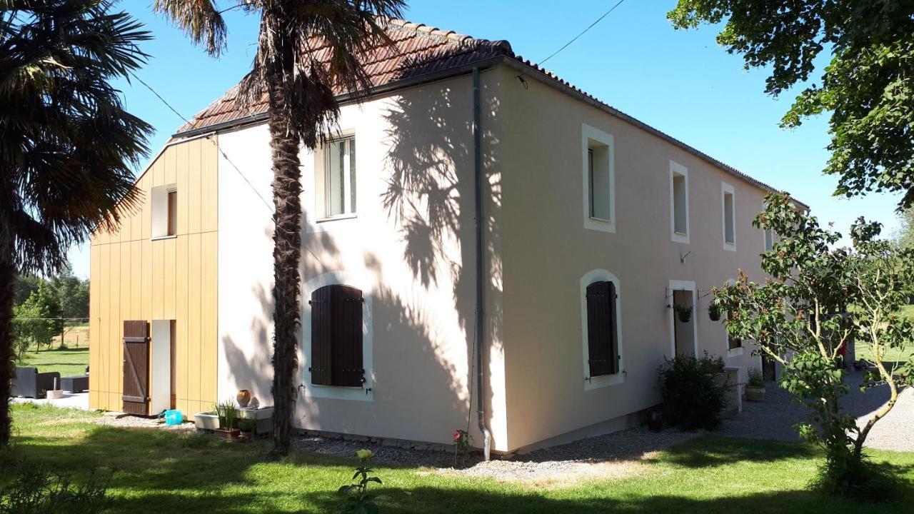 Jazz Et Vacances Monlezun Exterior photo