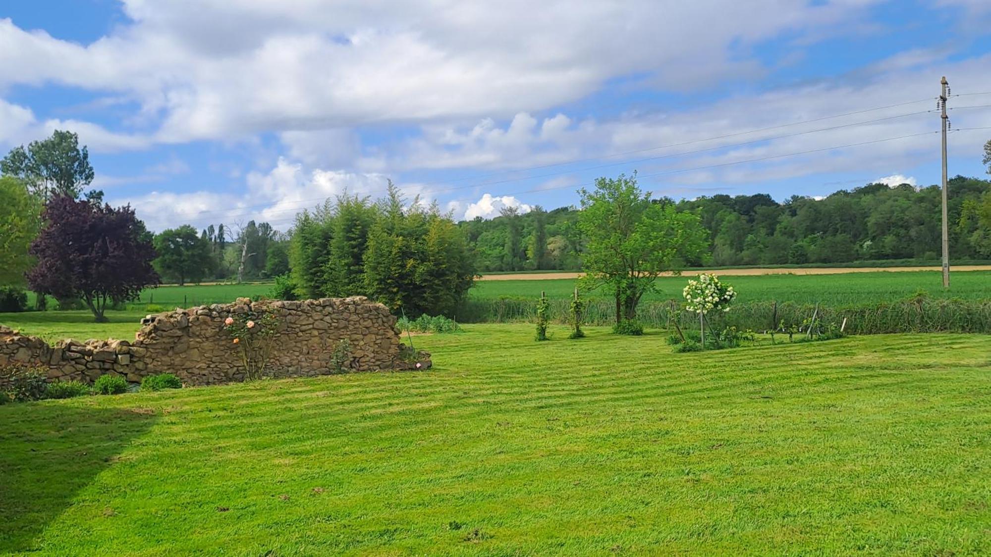 Jazz Et Vacances Monlezun Exterior photo